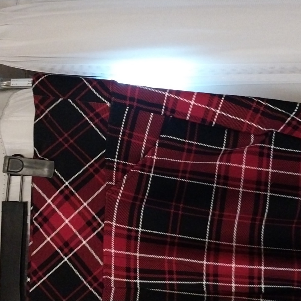 Torrid Plaid Pixie Ponte Pants - image 5